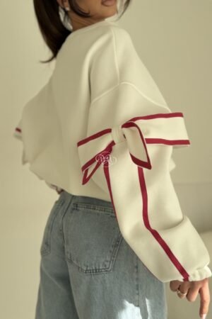 Lenny džemperis su kaspinu, baltas