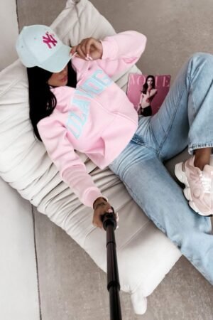 PASTELINIŲ SPALVŲ džemperis