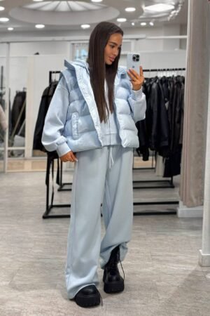 Kostiumas trijų dalių